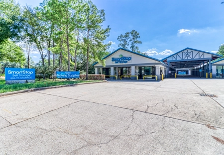 SmartStopSelfStorage-HumbleTX-20535WLakeHoustonPrkwy-Hero